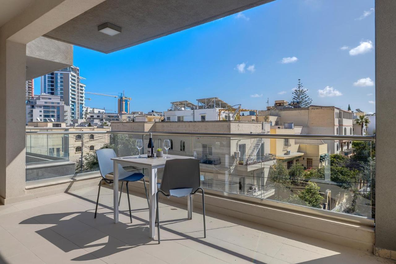 Modern 1Br Apartment In Central St Julian'S Saint Julian's Exterior photo